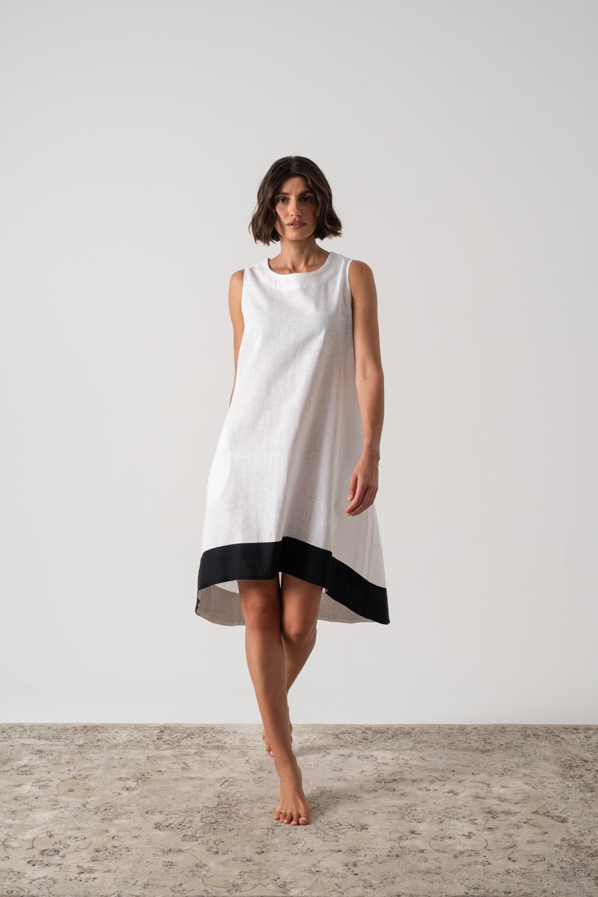 Illya Midi Dress White II Luxmii