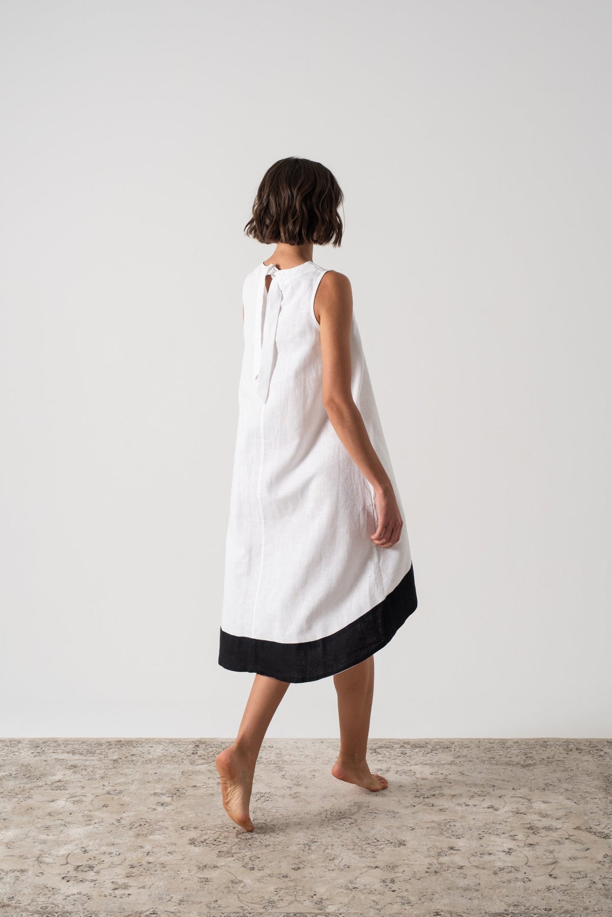 Illya Midi Dress White II Luxmii