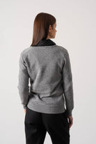 Essenza V-Neck Cashmere Sweater Mélange Grey Luxmii