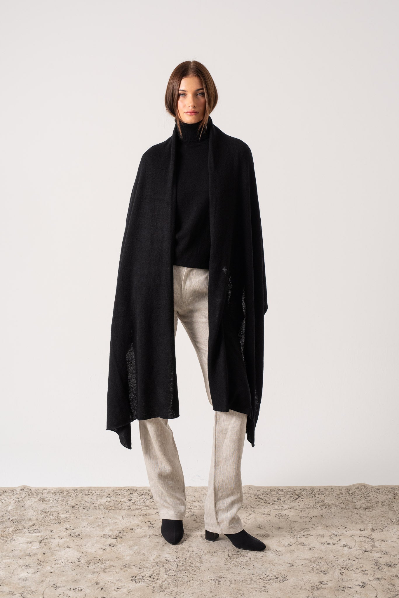 Fluire Cashmere Wrap Black Luxmii