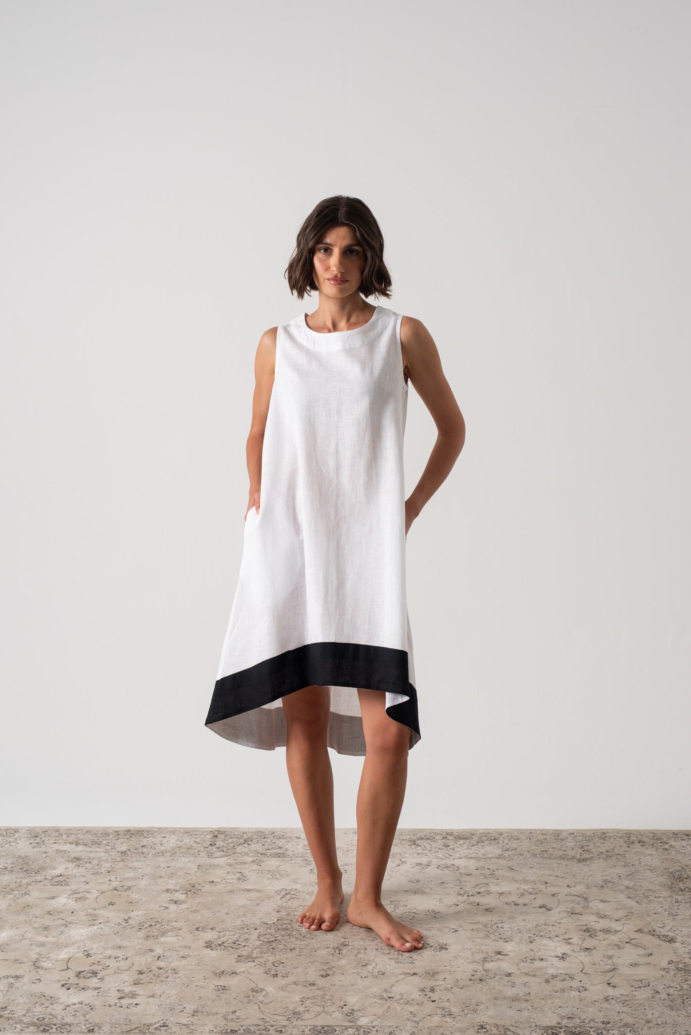 Illya Midi Dress White II Luxmii