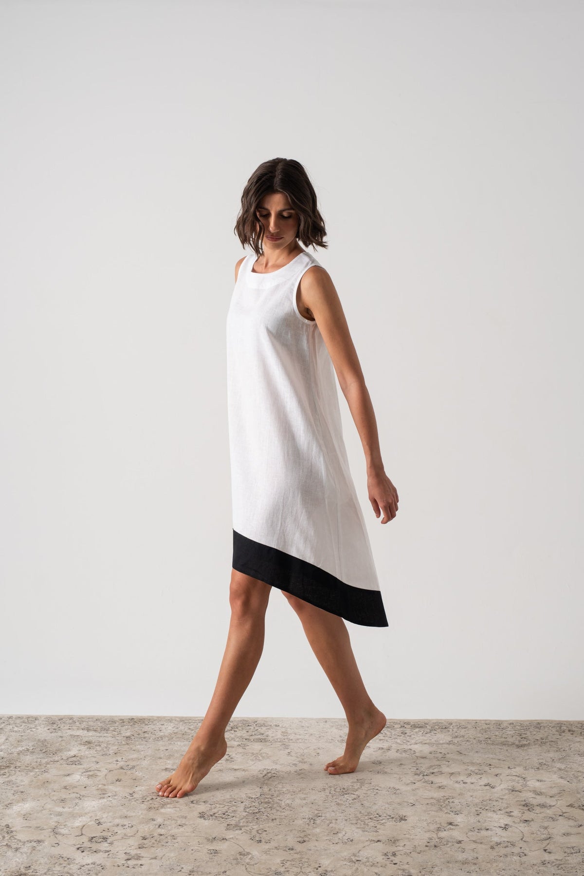 Illya Midi Dress White II Luxmii