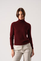 Ombra 100% Cashmere Turtleneck Sweater Red Bordeaux Luxmii