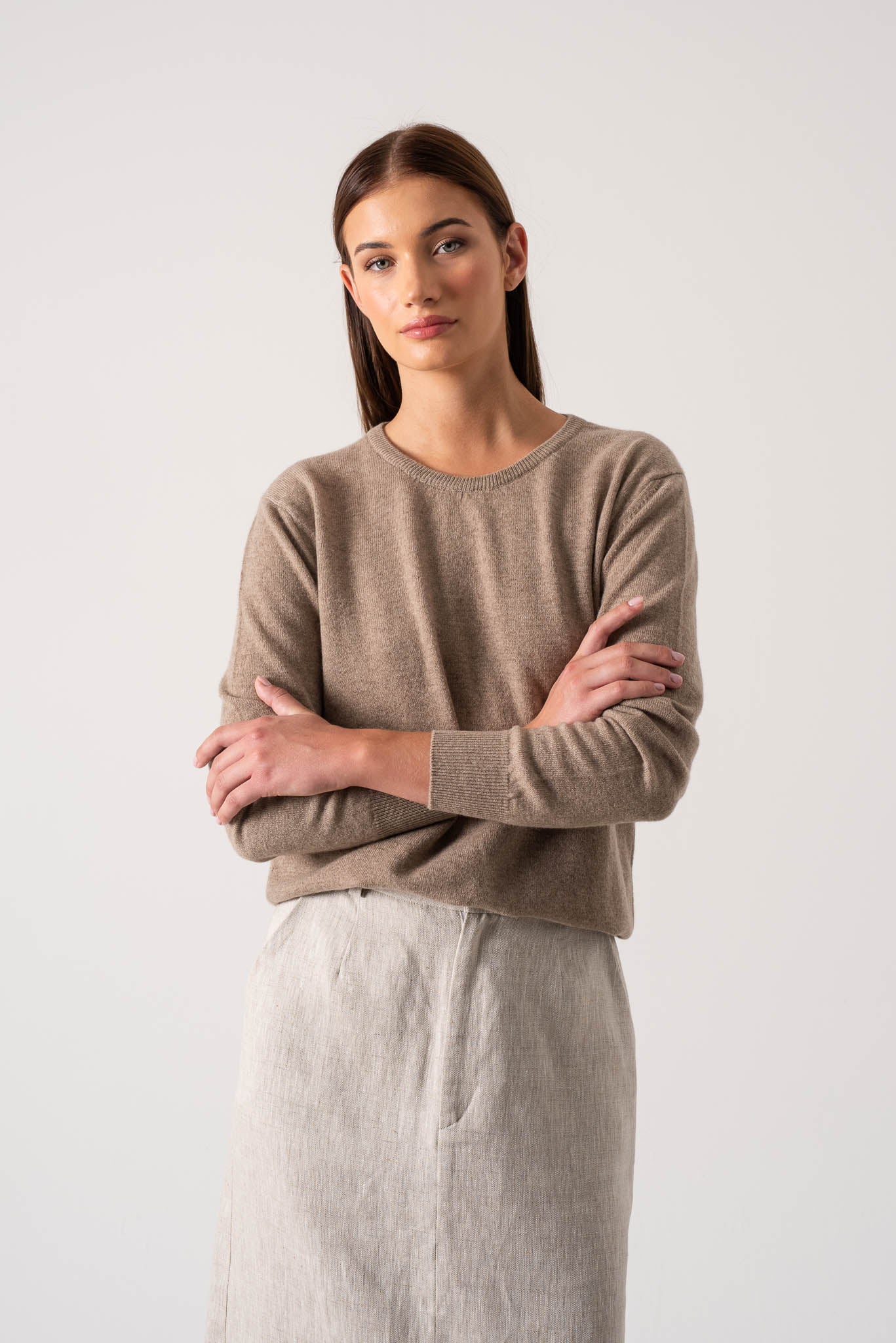 Velare Crewneck Cashmere Sweater Taupe Luxmii