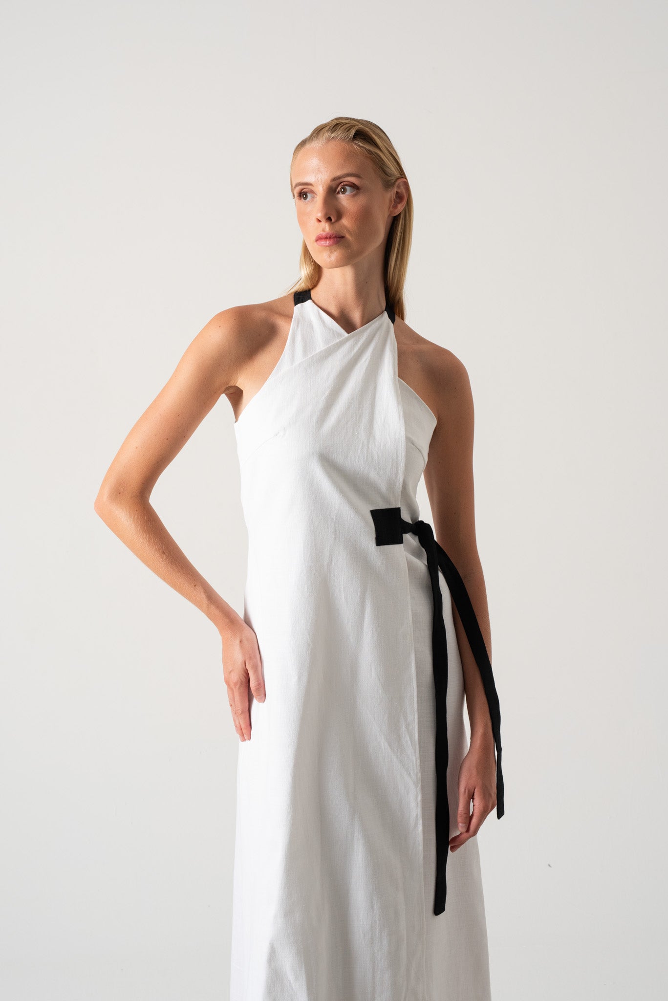 Zulu Linen Wrap Dress White Luxmii