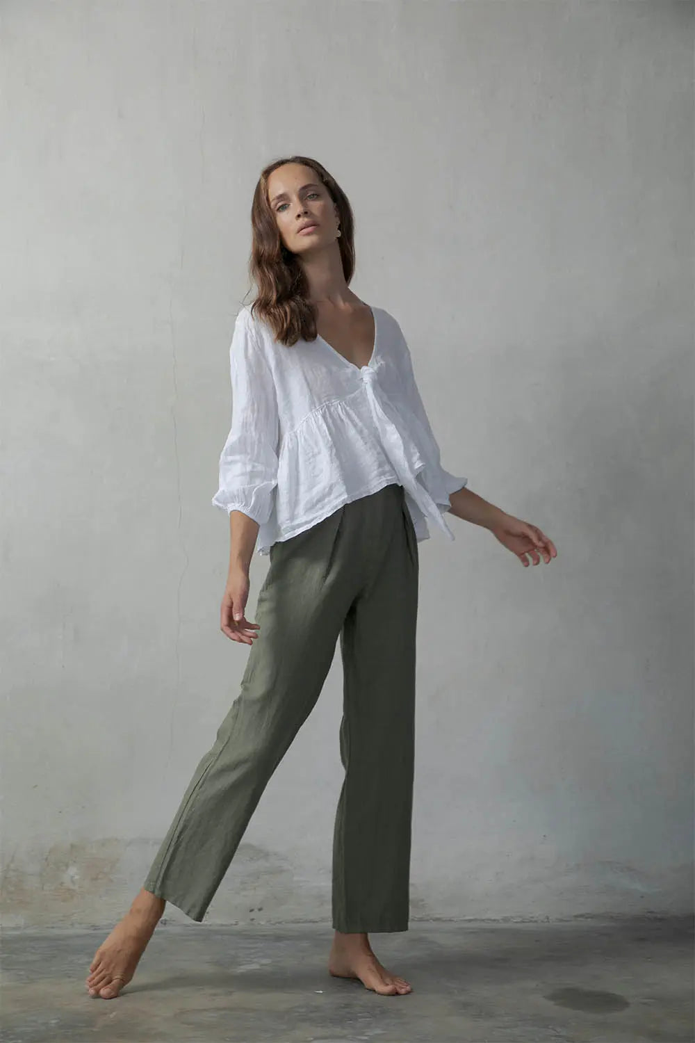 Piega Linen Trousers Khaki - Luxmii